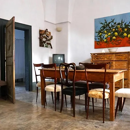 Fonte Vecchia, Holiday home *